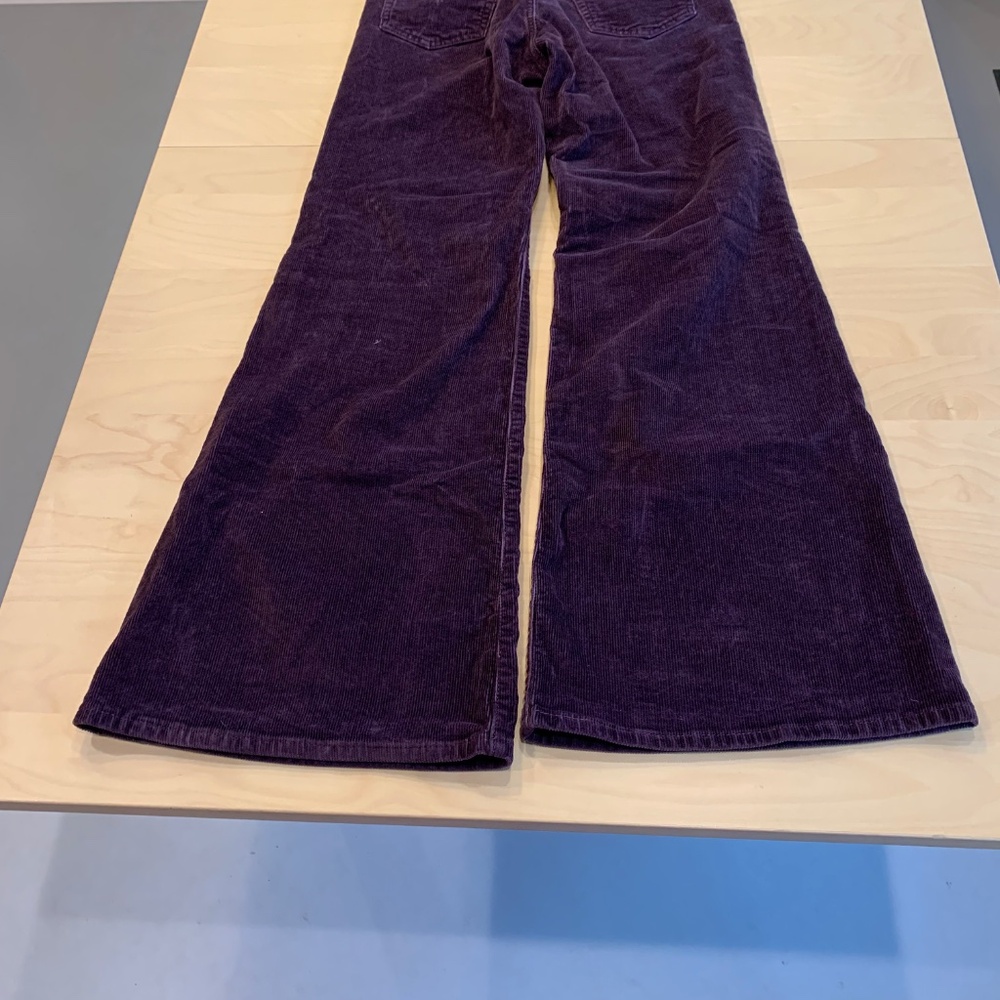 Levis Ribcage Cords - plum colored 28w/32L - Picture 10 of 11